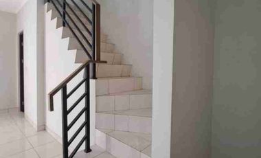 Disewakan rumah 3kamar di Burgundy Residence Summarecon Bekasi
