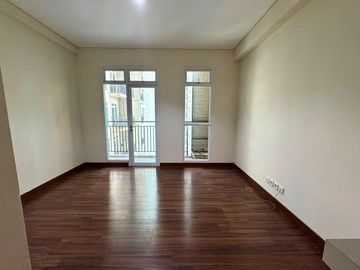 Jual BU Apartemen Puri Orchard Studio Kembangan Jakarta Barat