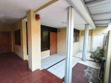 Rumah 1,25 lantai row jalan 2 mobil dijual lingkungan tenang Cipinang Jatinegara Jakarta Timur