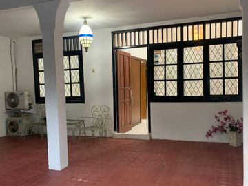 Dijual Rumah 2 Lantai Strategis di Cilandak, Dekat MRT & RS Fatmawati