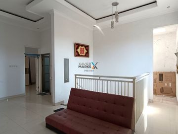 Dijual / Disewakan Gudang + Rumah Tinggal di Daerah Singosari, Malang