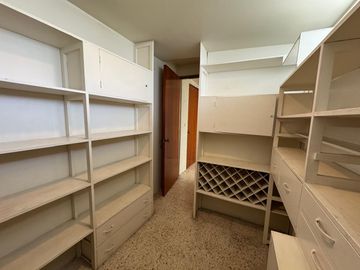 Casa seminueva en venta en Zavaleta Puebla de un nivel con amplio jardín y gran terreno