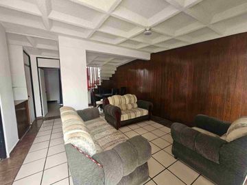 Renta de casa amueblada en Cuernavaca, Morelos.