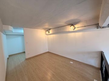 Apartamento en arriendo en Galerias 5220
