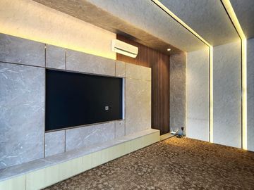 FOR SALE RUMAH 2 LANTAI KLASIK MODERN SIAP HUNI  PONDOK INDAH  JAKARTA SELATAN