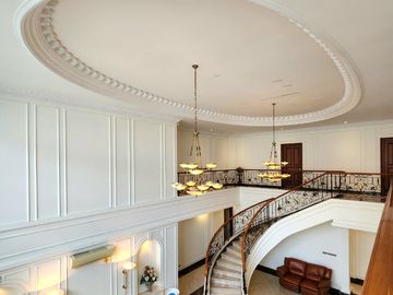 FOR SALE RUMAH 2 LANTAI KLASIK MODERN SIAP HUNI  PONDOK INDAH  JAKARTA SELATAN