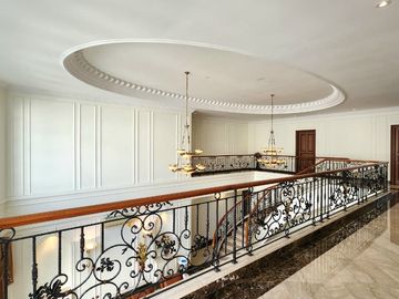 FOR SALE RUMAH 2 LANTAI KLASIK MODERN SIAP HUNI  PONDOK INDAH  JAKARTA SELATAN