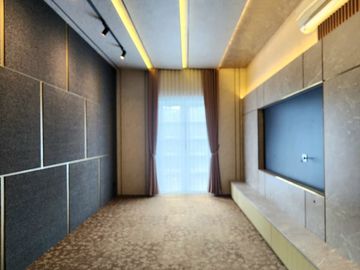 FOR SALE RUMAH 2 LANTAI KLASIK MODERN SIAP HUNI  PONDOK INDAH  JAKARTA SELATAN