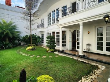FOR SALE RUMAH 2 LANTAI KLASIK MODERN SIAP HUNI  PONDOK INDAH  JAKARTA SELATAN