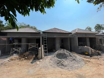 Unit Cepat Habis! Rumah Nyaman di Sleman Barat - Harga 400 Juta-an, Luas Tanah di Atas 100 m²