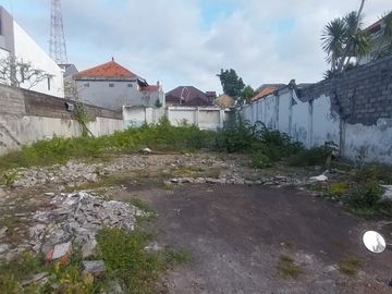Dijual segera sebidang tanah kosong siap bangun , lahan padat - datar serta lingk sangat elite , bersih dan nyaman.