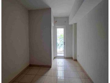 disewakan 2br Apartemen the springlake summarecon bekasi