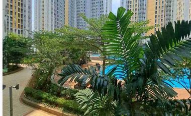 disewakan 2br Apartemen the springlake summarecon bekasi