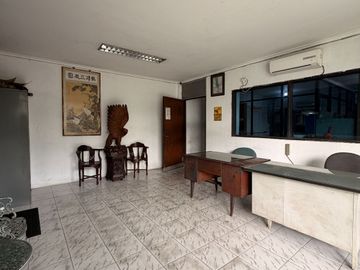 Pabrik Jatiuwung, Tangerang ada gudang 3