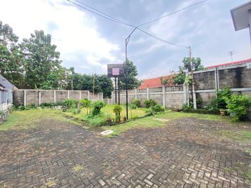 Cinere Megapolitan Rumah 2 Lantai Rapih dan Terawat