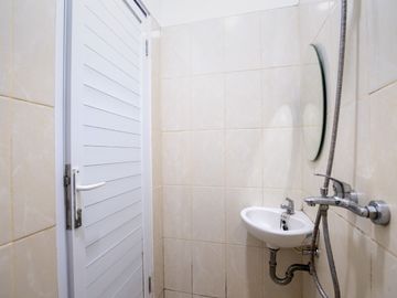 Sewa Kost AbdiHome Kost Binus Abdi Syahdan Residence Tipe Jendela Dekat Palmerah dan Kebon Jeruk