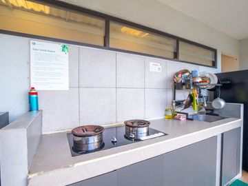 Sewa Kost AbdiHome Kost Binus Abdi Syahdan Residence Tipe Jendela Dekat Palmerah dan Kebon Jeruk