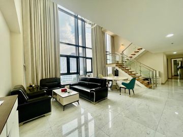 349sqm 4BR Penthouse Loft Unit for Sale in The Albany, McKinley Parkway, BGC near Forbes Park and Makati CBD