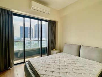 349sqm 4BR Penthouse Loft Unit for Sale in The Albany, McKinley Parkway, BGC near Forbes Park and Makati CBD