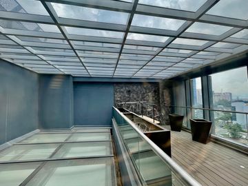 349sqm 4BR Penthouse Loft Unit for Sale in The Albany, McKinley Parkway, BGC near Forbes Park and Makati CBD