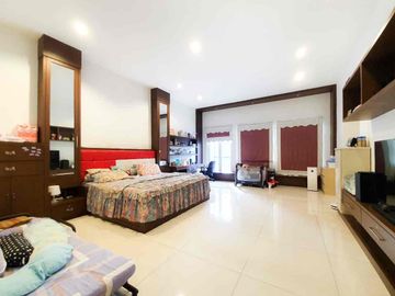 dijual villa jl kunyit medan