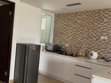 Dijual Apartemen The Royale Springhill Residences