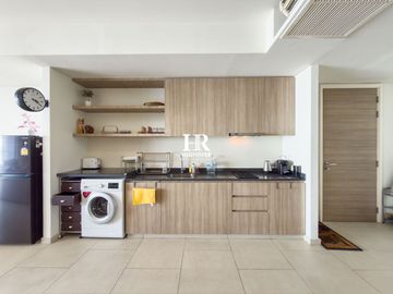 2-Bedroom Condo for Long-Term Rent at Zire Wongamat | Beachfront Living in North Pattaya
