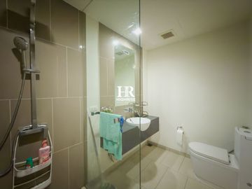 2-Bedroom Condo for Long-Term Rent at Zire Wongamat | Beachfront Living in North Pattaya