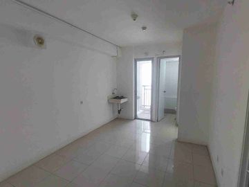 Jual 2 Bed Kosongan Tower Alamanda Di Atas mall Apartemen Bassura City