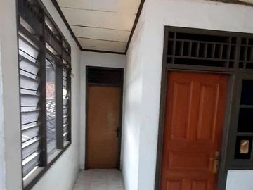 Rumah Siap Huni di Ciracas Jakarta Timur