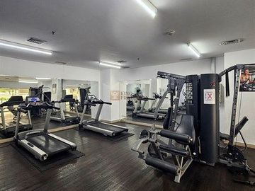 Sewa Apartemen 1BR Madison Park Semi Furnished, Homey & Siap Huni Dekat Central Park, Universitas Binus, Trisakti