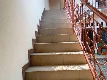 DIJUAL RUMAH COCOK UNTUK USAHA DIKAWASAN PREMIUM JAKARTA TIMUR