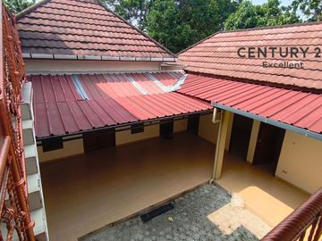 DIJUAL RUMAH COCOK UNTUK USAHA DIKAWASAN PREMIUM JAKARTA TIMUR