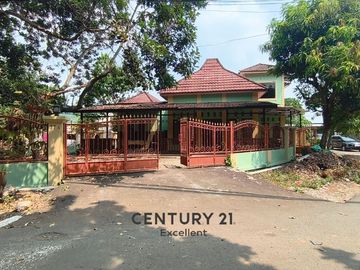 DIJUAL RUMAH COCOK UNTUK USAHA DIKAWASAN PREMIUM JAKARTA TIMUR