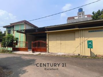 DIJUAL RUMAH COCOK UNTUK USAHA DIKAWASAN PREMIUM JAKARTA TIMUR
