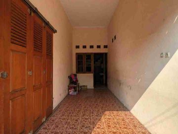 hunian secondary dalam komplek di Jatiwarna pondok gede