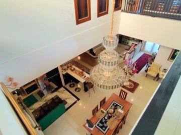 Dijual Rumah Posisi Hoek Semi Furnished Hadap Timur Lokasi Strategis Dekat Mall Kokas di Tebet Jaksel Rn 18251