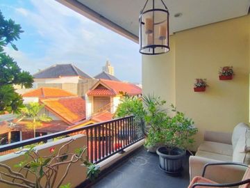 Dijual Rumah Posisi Hoek Semi Furnished Hadap Timur Lokasi Strategis Dekat Mall Kokas di Tebet Jaksel Rn 18251