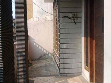 Disewakan Rumah 2Lantai di Taman Galaxy Bekasi Selatan