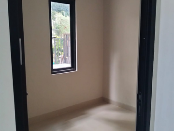Jual Rumah Bagus 2 Lantai SHM di Gading Serpong Tangerang, St