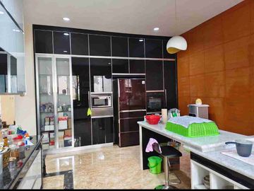 Dijual rumah mewah di cluster asia tropis harapan indah bekasi