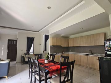 Di Jual Cepat BU Rumah 2 Lantai Bagus Siap Huni Sutera Feronia, Alam Sutera Tangerang Selatan
