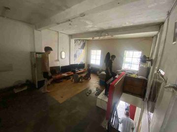 DIJUAL – Bangunan 3 Lantai Pinggir Jalan Utama Dekat Hub Transportasi 🏢🚆✨