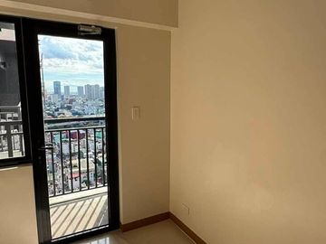 Red Residences 1 Bedroom with Balcony for Sale Rush