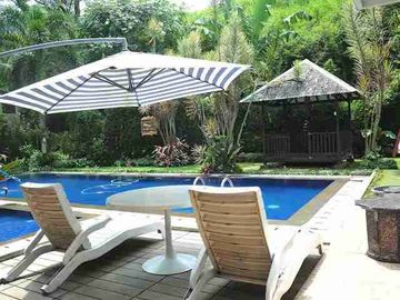 Dijual Rumah Furnish Mewah ada Kolam Renang di Dago Permai Bandung