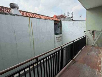rumah siap huni di perumahan era mas 2000 cakung jakarta timur