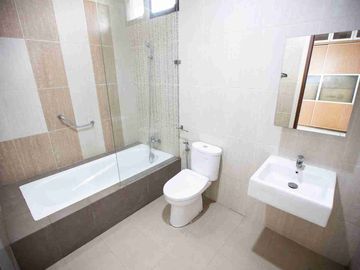 Rumah Siap Huni di Kayu Putih Utara, Pulomas, Jakarta Timur