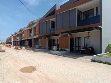 Dijual Murah Rumah Meta harmony living bengkong