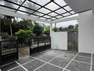 Rumah mewah klasik modern di Lebak Bulus Jaksel