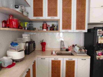 RUMAH COLOMADU DEKAT JL ADI SUCIPTO